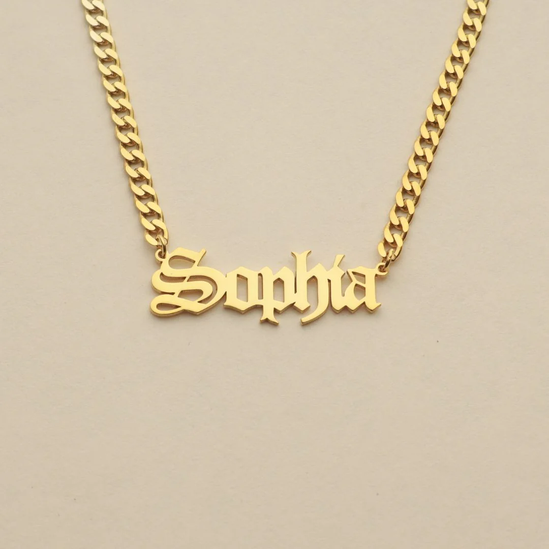 Old English Nameplate Necklace - Image 4